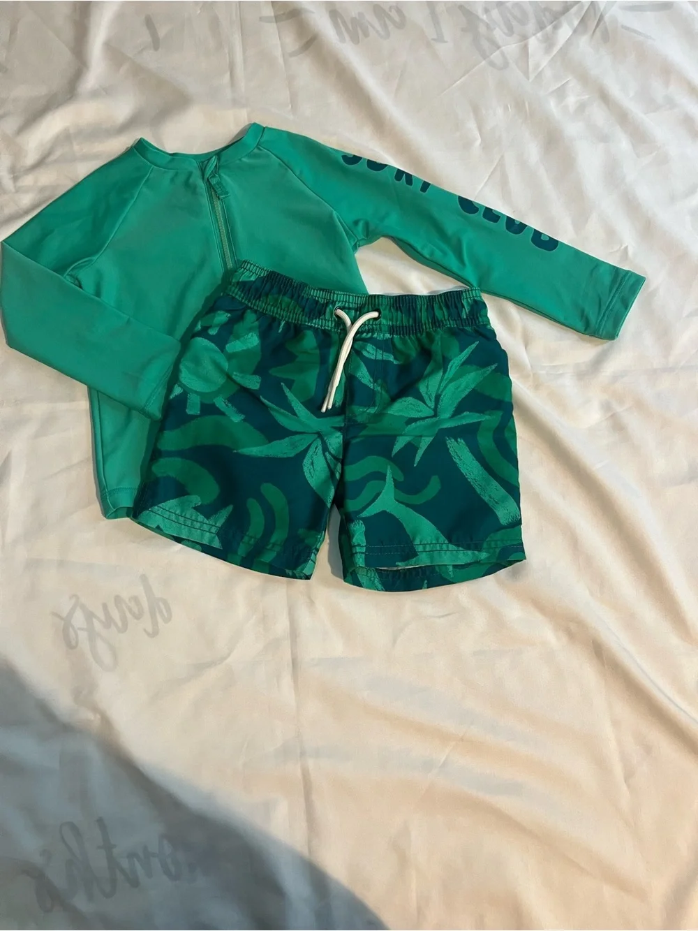 Carter's Green Rash Guard and Tropical Swim Trunk Set Size 2T